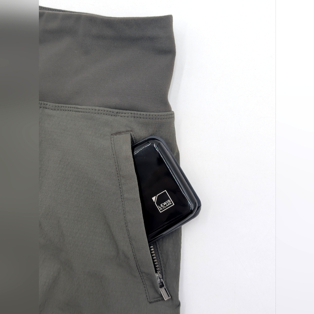 Athleta Trekkie North Short Sz 2 Olive Green Quick Dry Moisturizer Wicking SPF50 - Picture 7 of 17